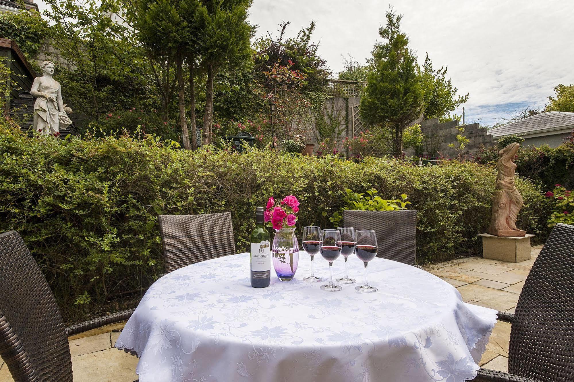 Sea Breeze Lodge B&B Galway Zewnętrze zdjęcie